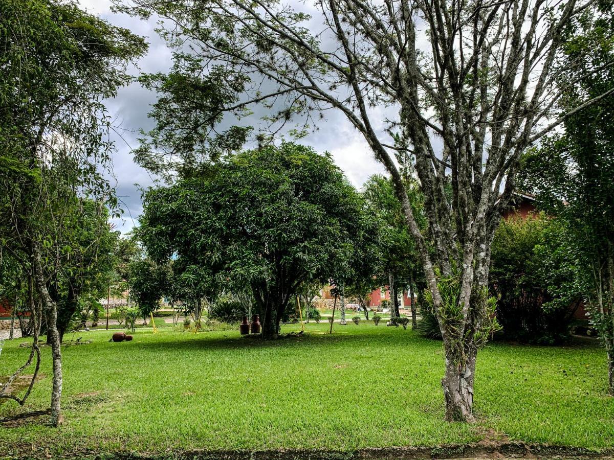 Pousada Das Pedras Passa Quatro Exterior photo